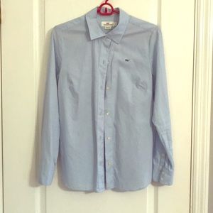 Vineyard Vines light blue button down shirt